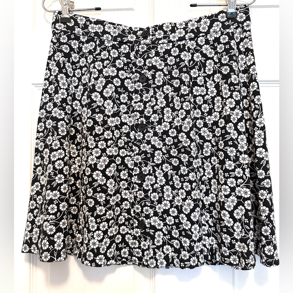 LOFT Black and White Floral A-Line Skirt